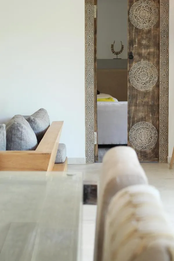 Beautiful Algarve Pool Villa Bali 15Min To Beach Mexilhoeira Grande